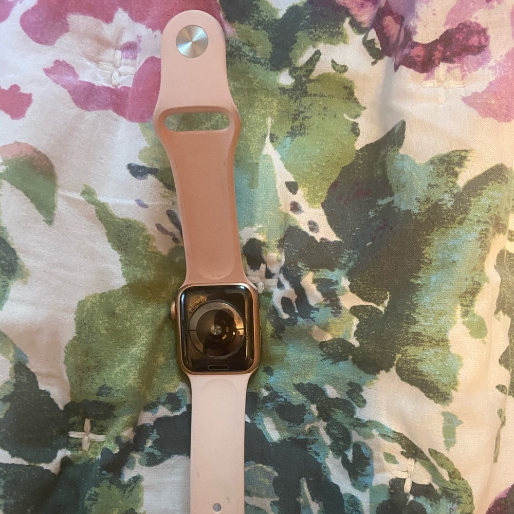 Apple Watch series 5 40 mm SE